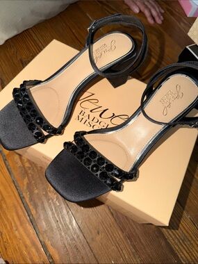 Jewel Bradley MISCHKA Honor heels